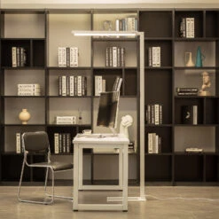 Arcchio Finix LED-Stehleuchte Weiß 100W Dimmbar