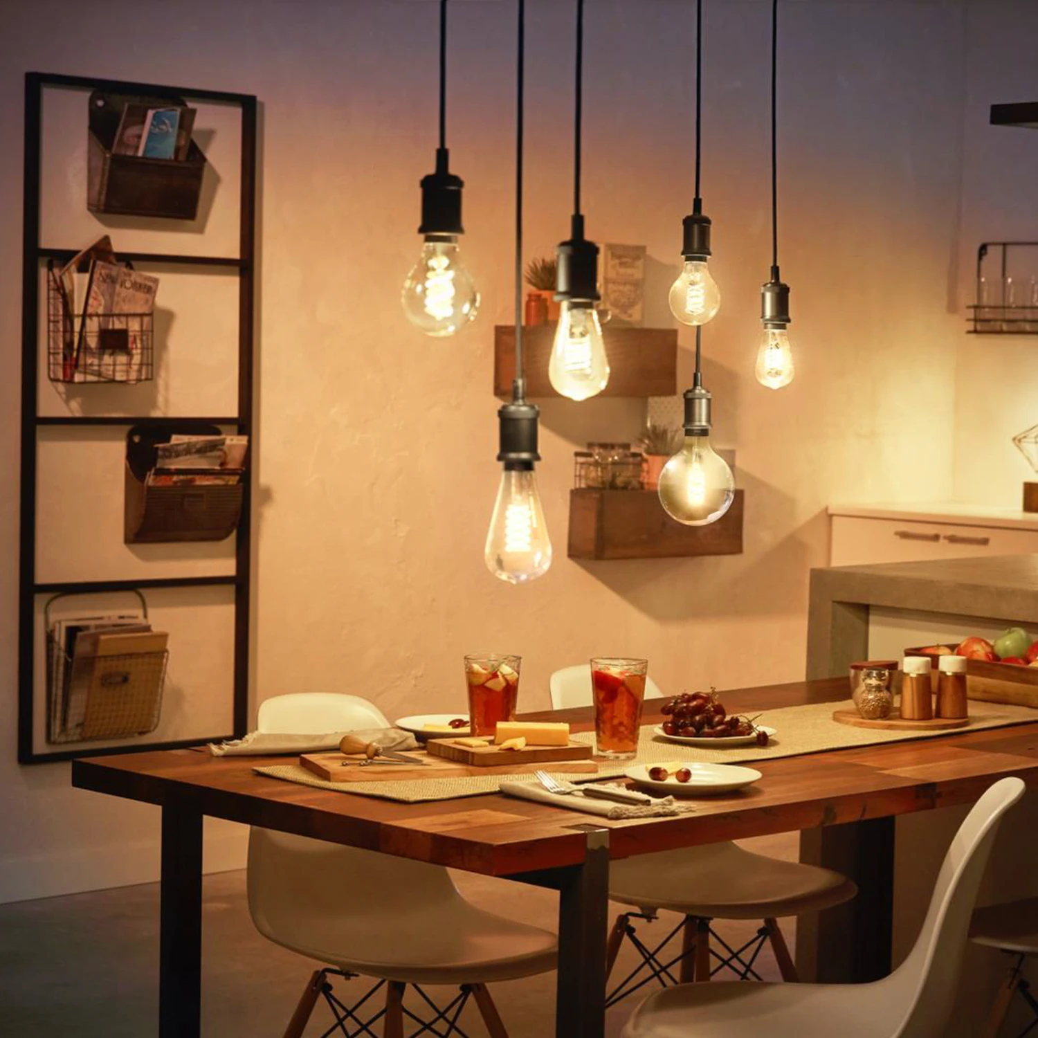 Philips Hue White E27 7W ST64 Filament 2.100K – Bild 5