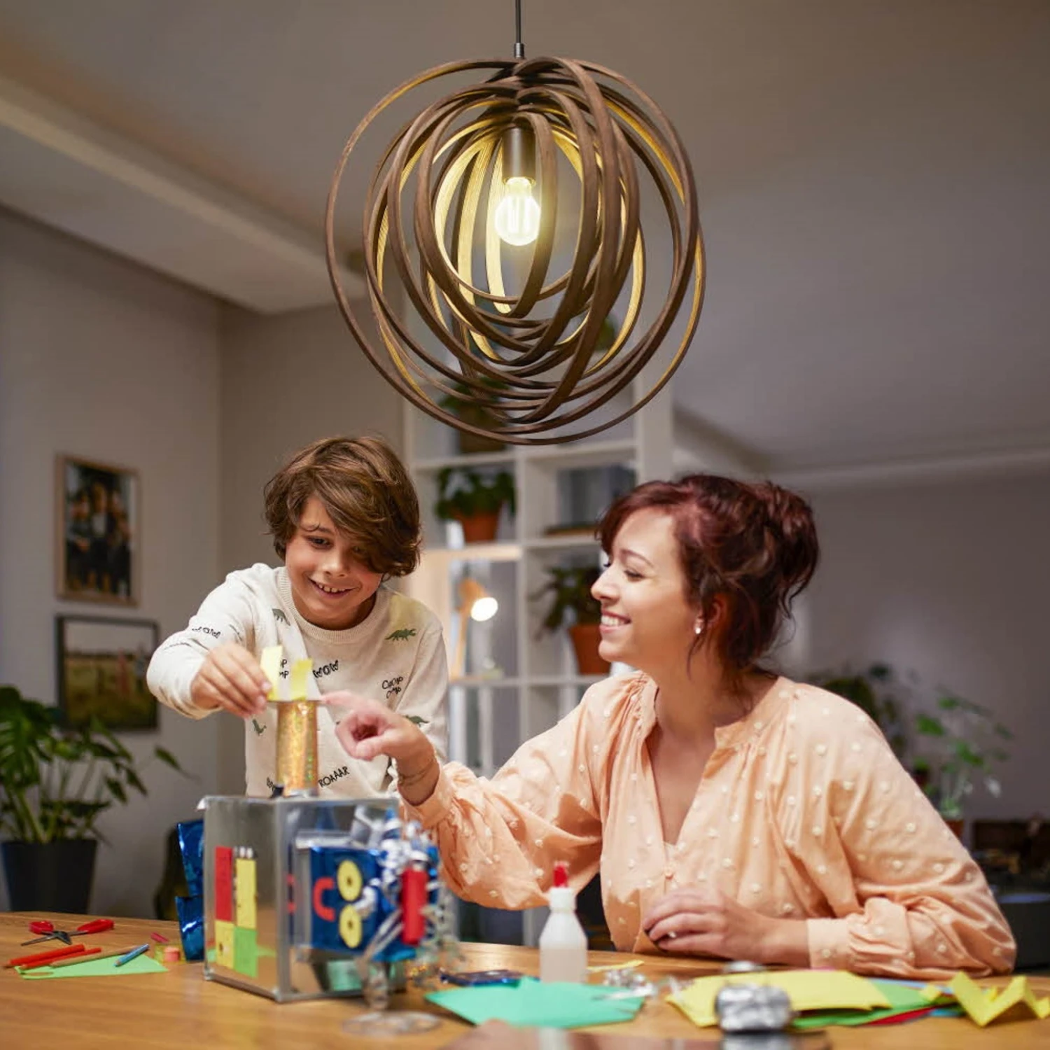 Philips E27 LED-Lampe A60 7,3W 1535lm 2.700K Klar – Bild 2