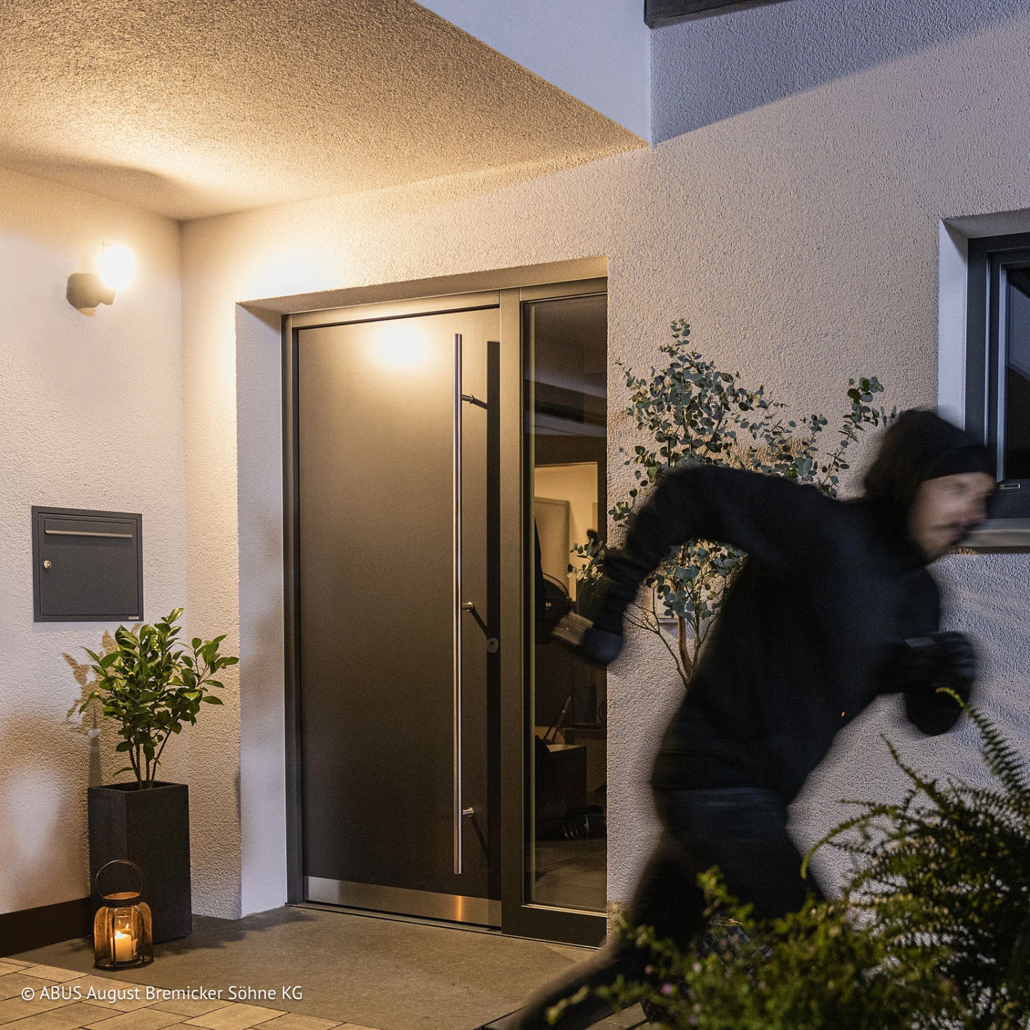 ABUS Smart WLAN Außen-Lichtkamera IP66 Schwarz – Bild 4