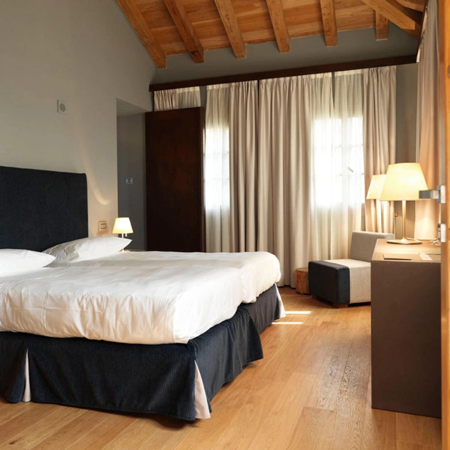 Artemide Melampo Tischleuchte, Bronze Ecru – Bild 3