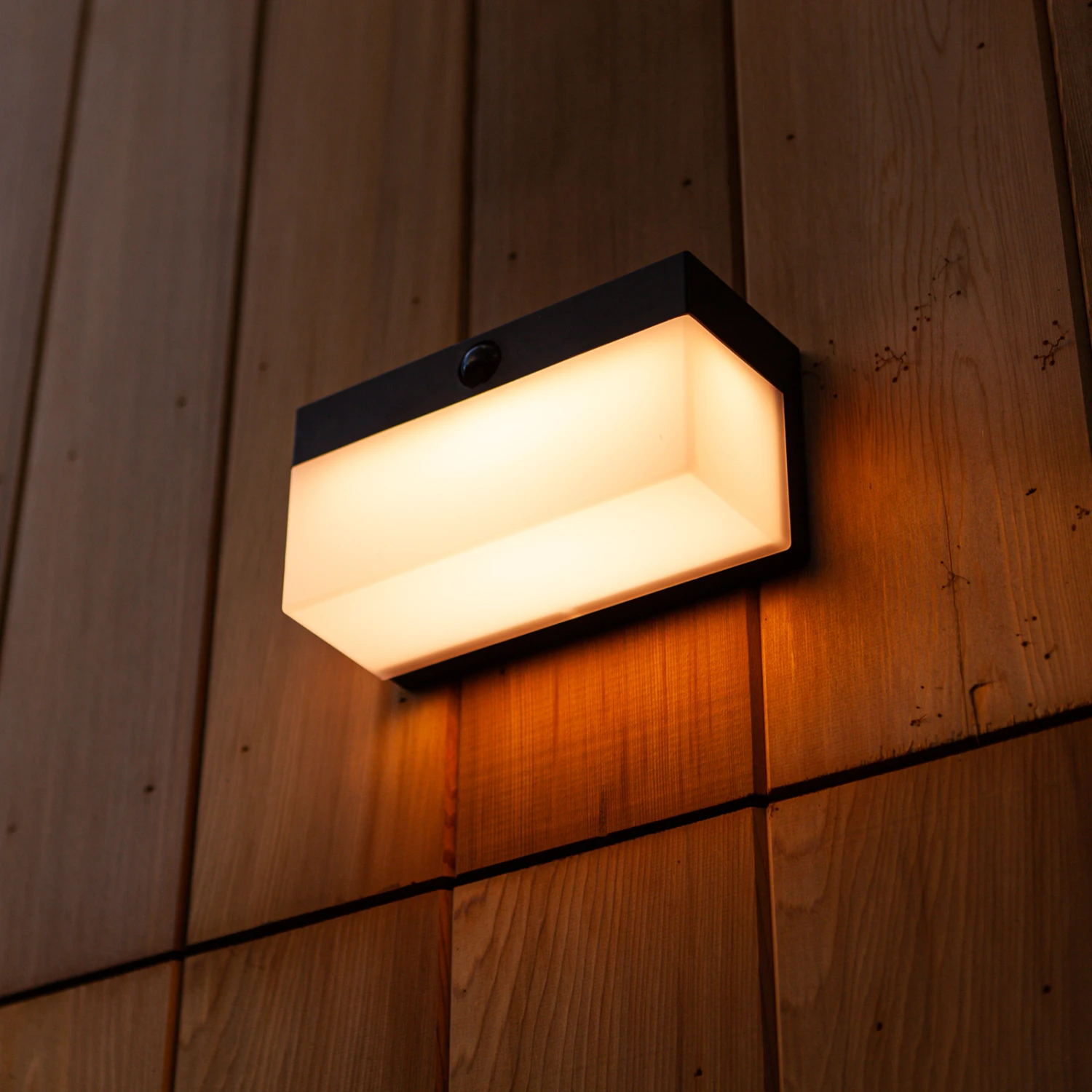 LED-Solar-Außenwandleuchte Fran, CCT – Bild 5