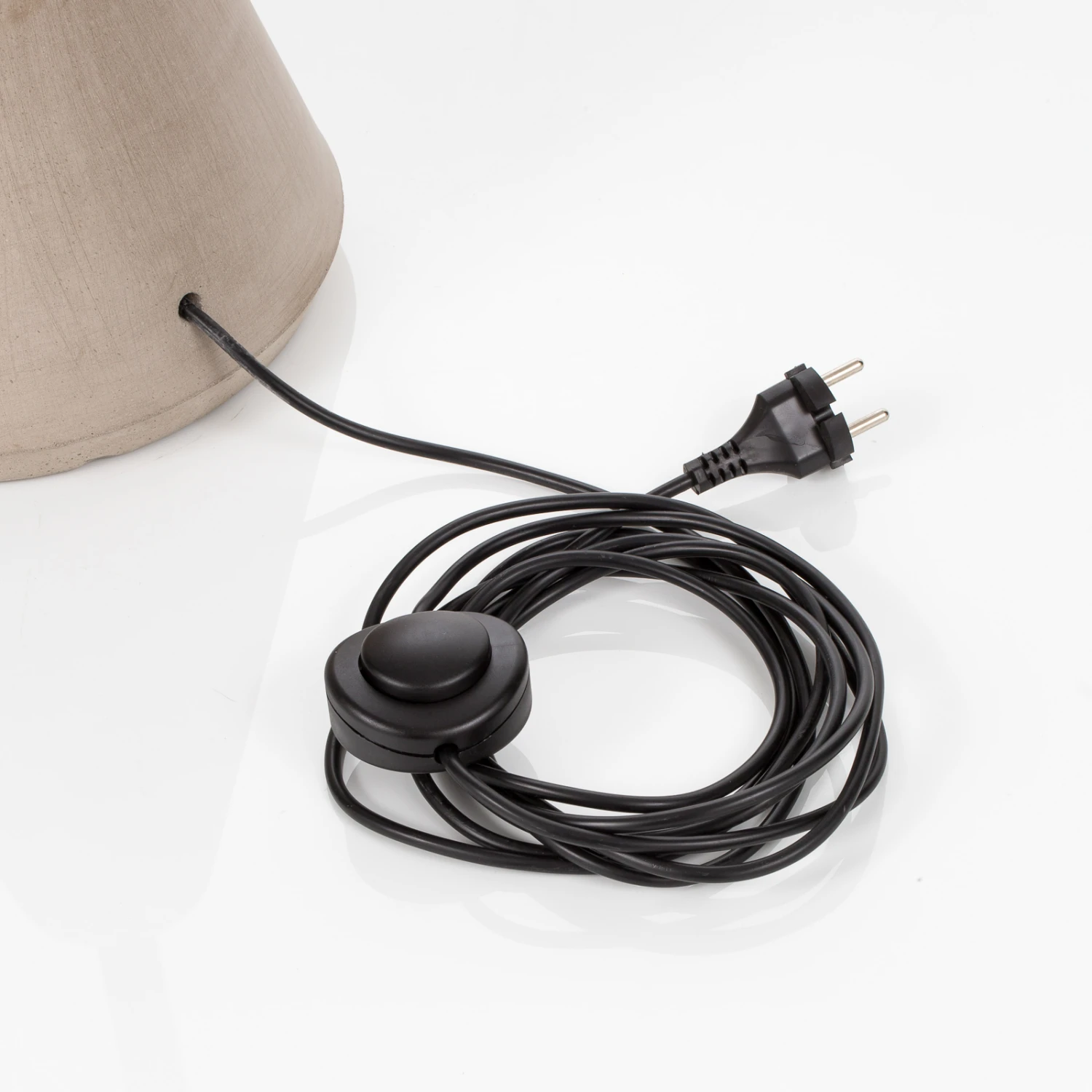 Karman Cupido LED-Stehlampe, Tunable White Via App – Bild 9