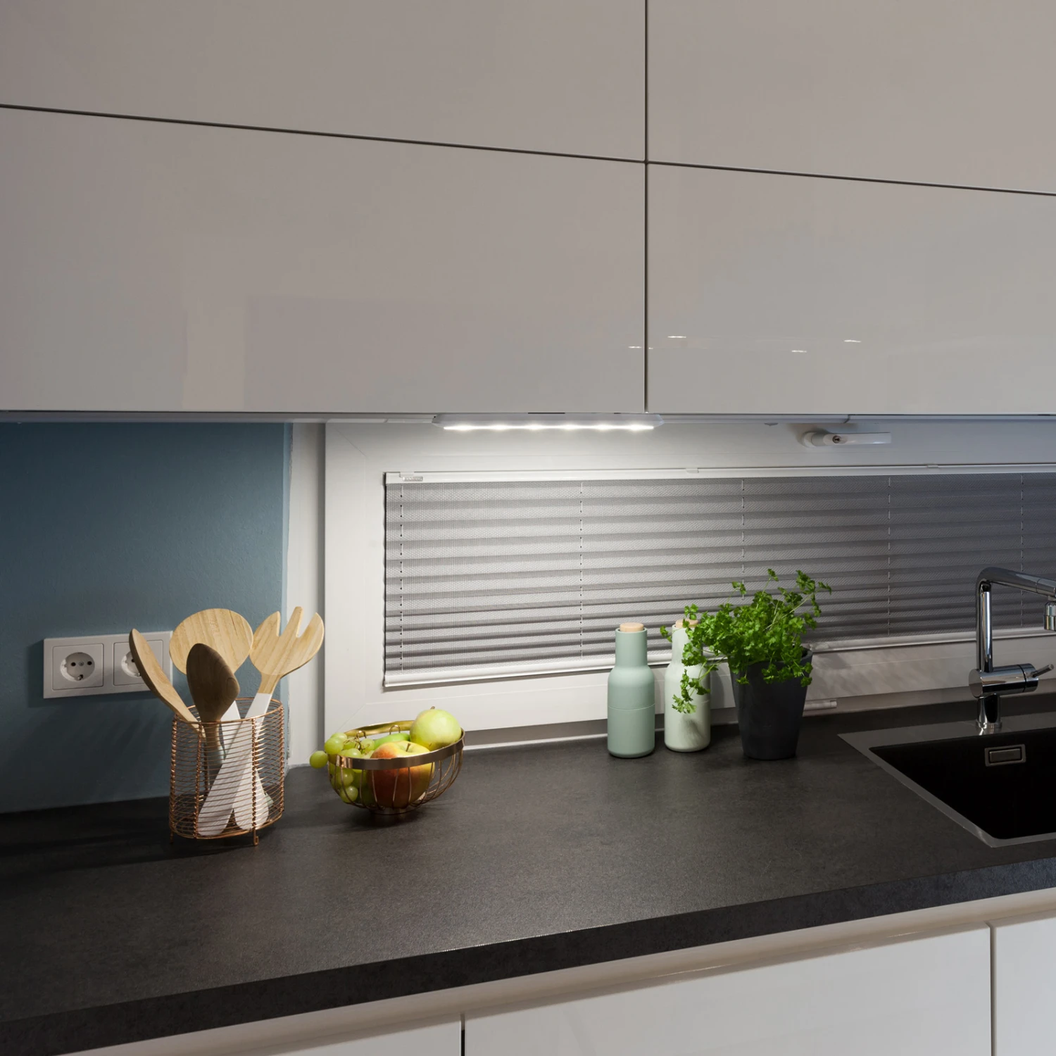 LED-Unterbauleuchte Mobina Sensor 10 Weiß – Bild 2