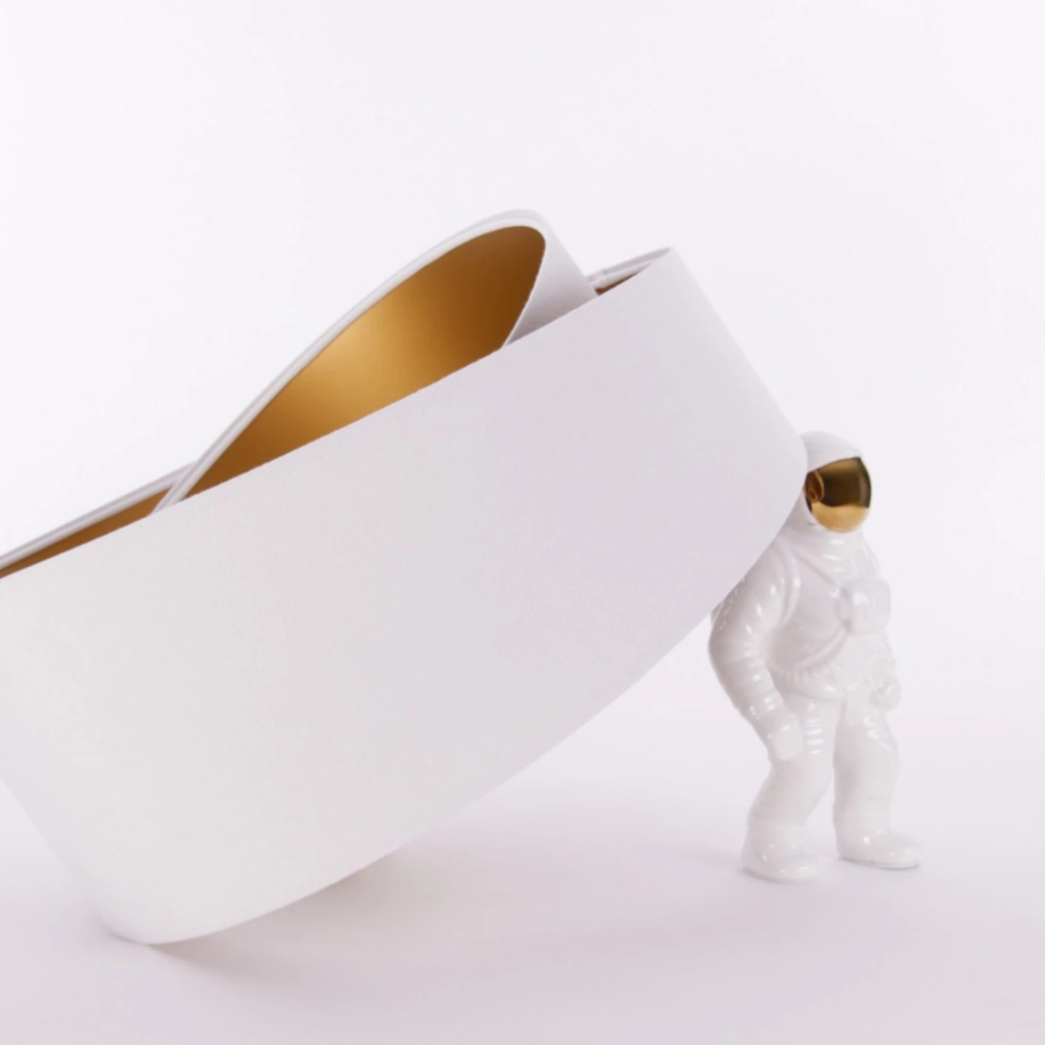 Lampenschirm Chloe, Ø 50cm, Außen Weiß, Innen Gold – Bild 2