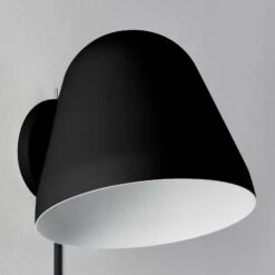 Nyta Tilt Wall Short Wandleuchte Mit Kabel Schwarz