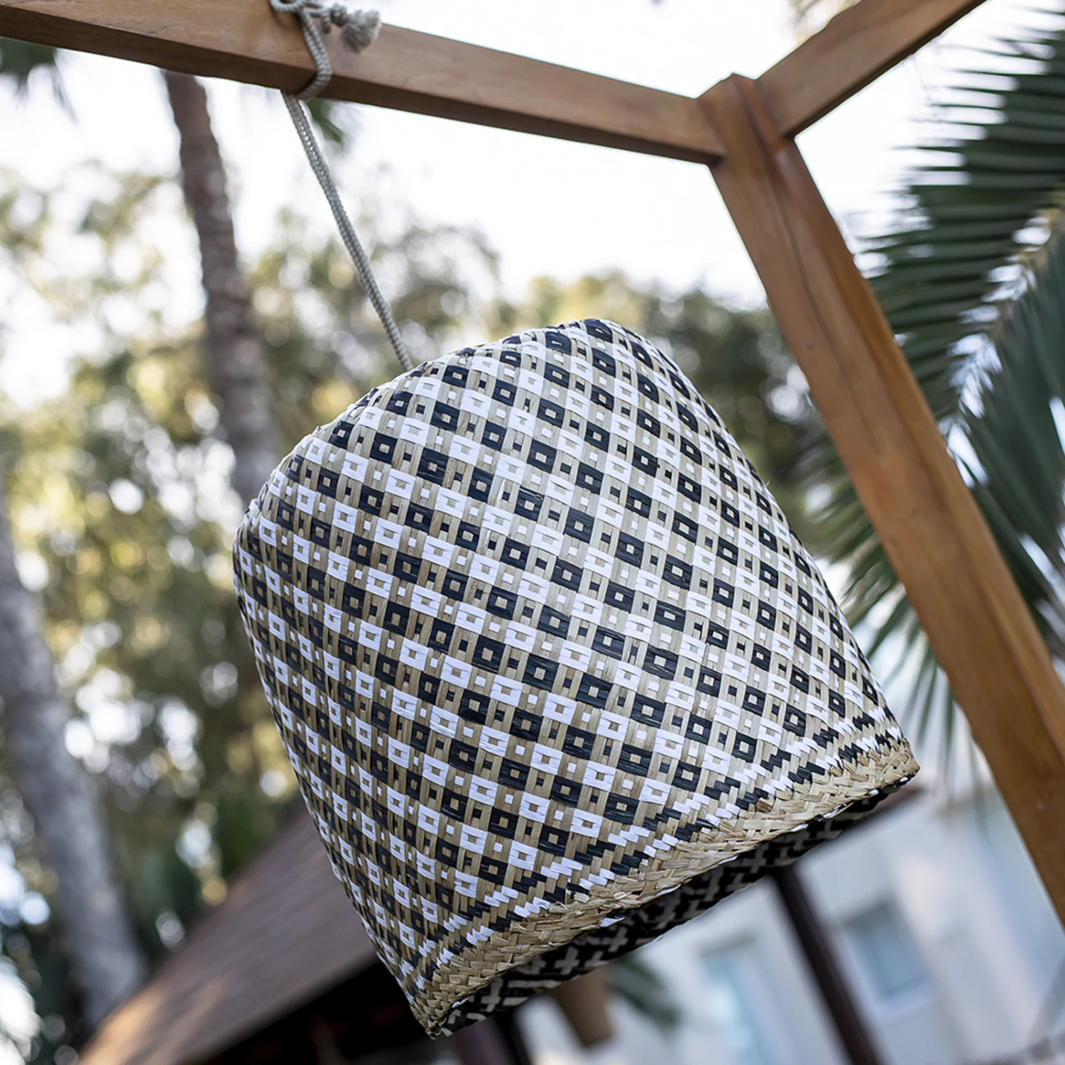 Newgarden Benirrás LED-Außenhängeleuchte – Bild 2