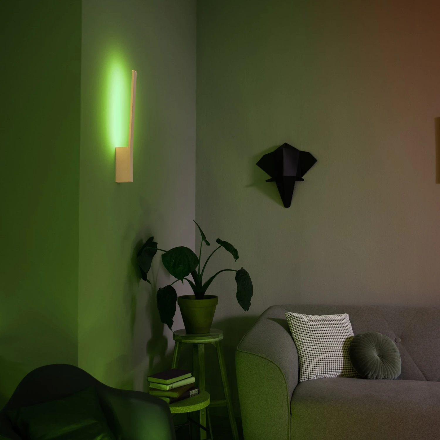 Philips Hue Liane LED-Wandleuchte, RGBW, Weiß – Bild 5