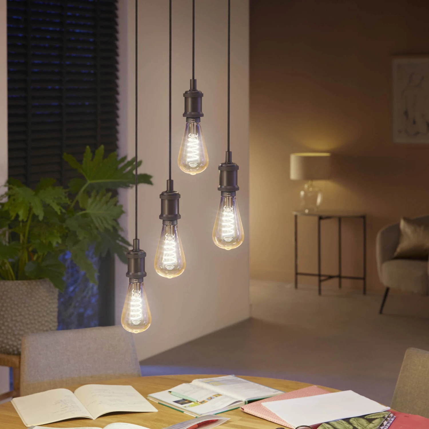 Philips Hue E27 7W LED-Lampe Giant Edison Filament – Bild 6