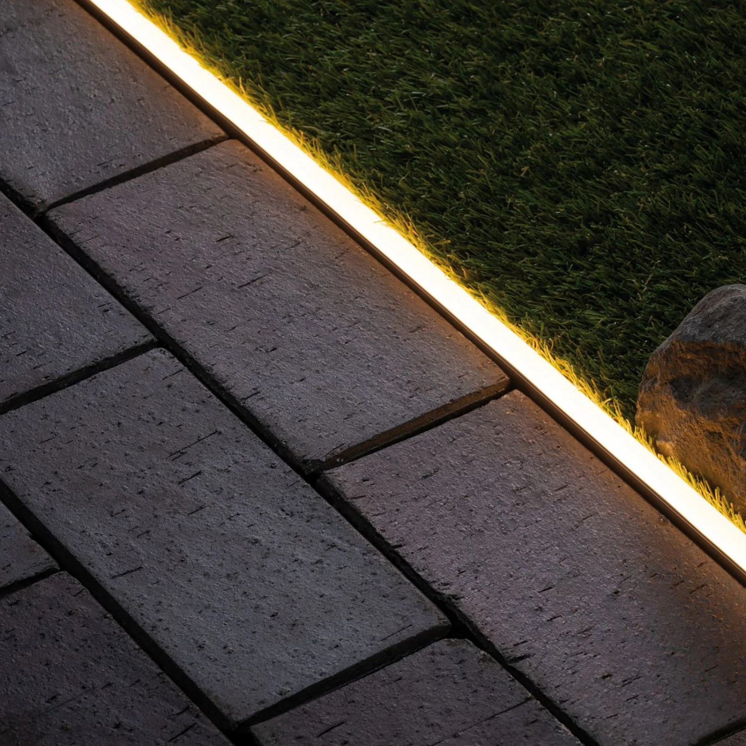 Paulmann Plug & Shine Smooth LED-Stripe 3.000K 5 M – Bild 8