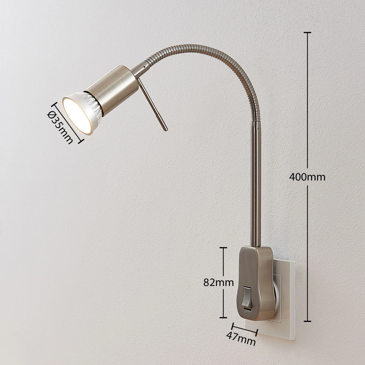 Lindby Ahoja Steckdosenleuchte, Flexarm, Schalter – Bild 4