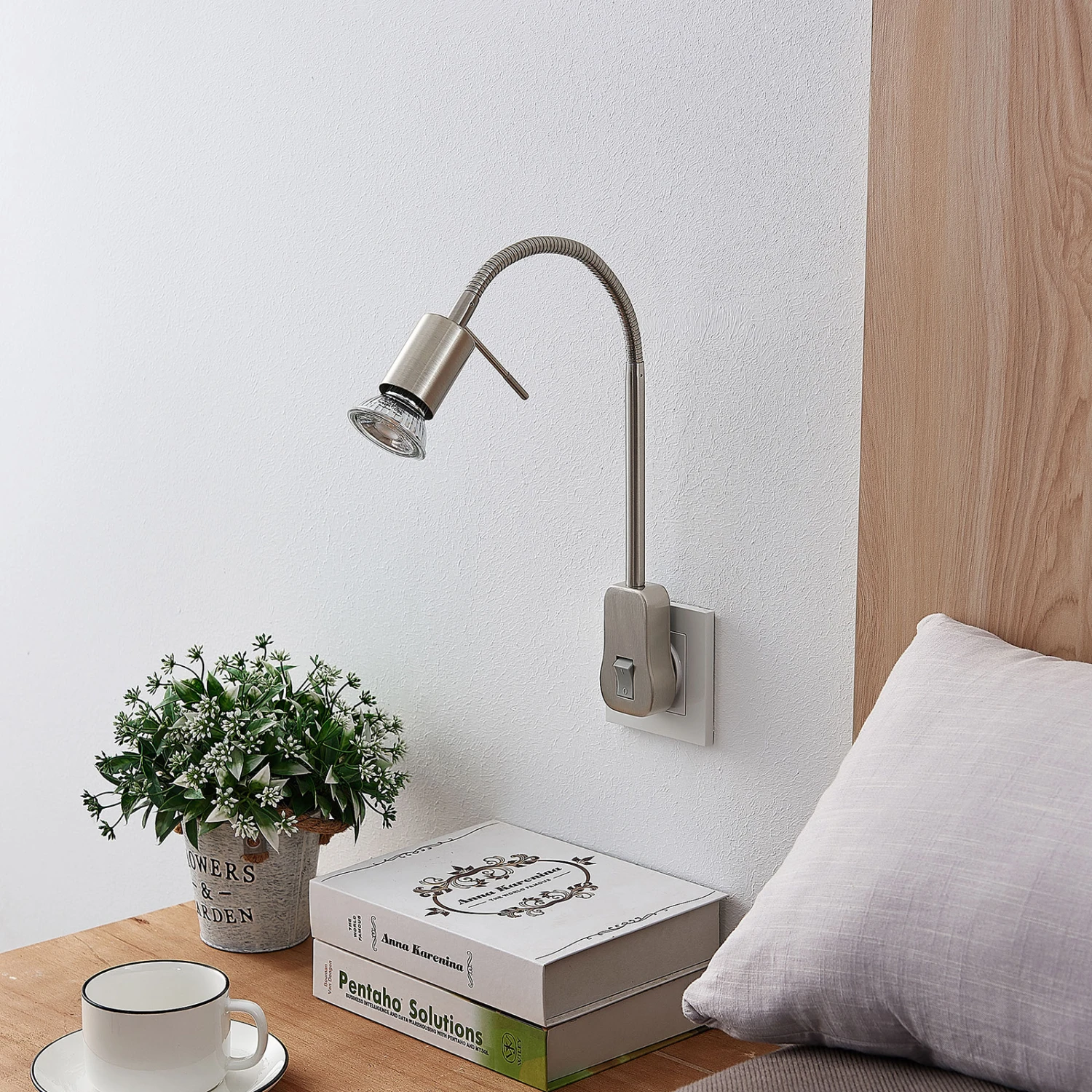 Lindby Ahoja Steckdosenleuchte, Flexarm, Schalter – Bild 5