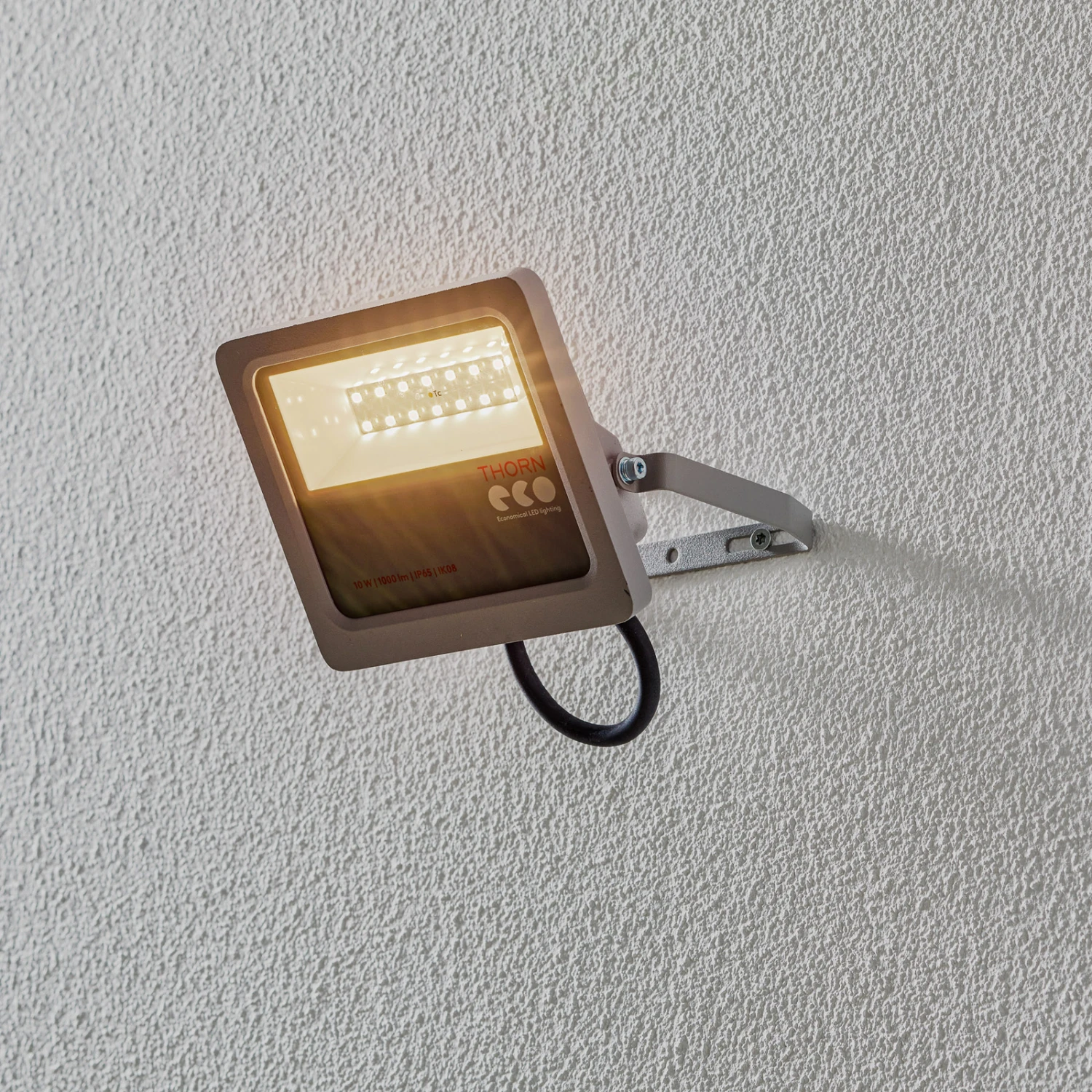 THORNeco Leonie LED-Strahler IP65 3.000 K 10 W