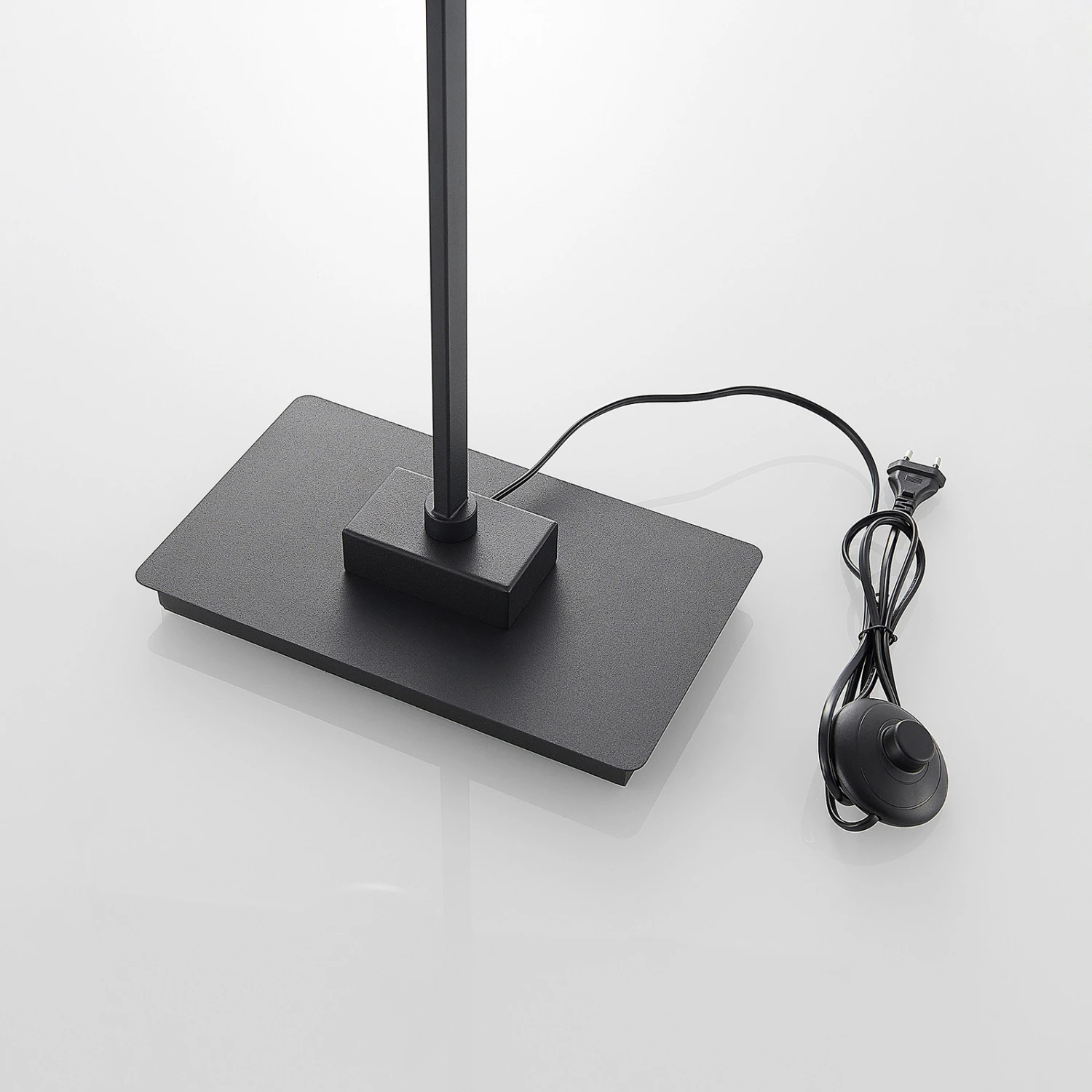 Lindby Avalyn Stehlampe, Mehrfarbig, Schwarz – Bild 9