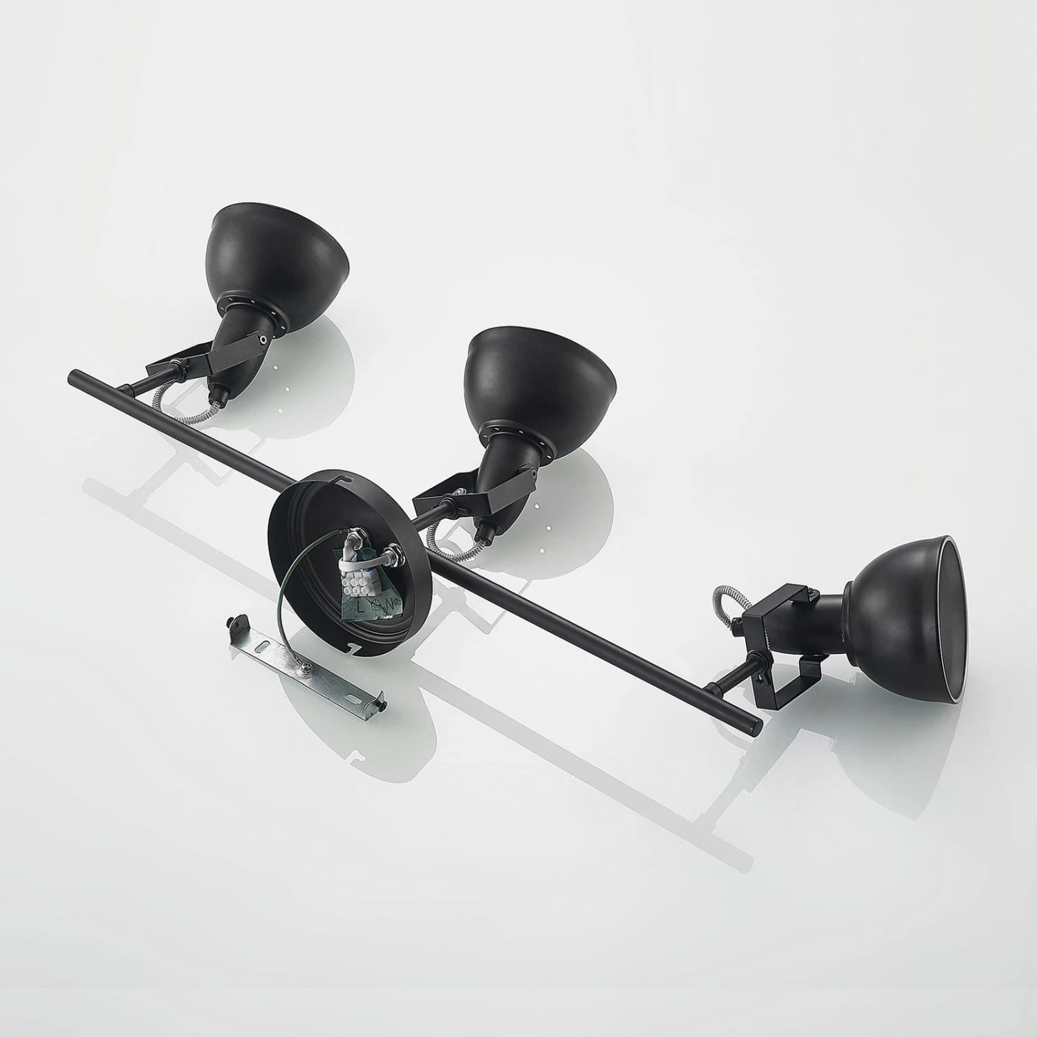 Lindby Morgana Strahler, Schwarz-gold, Dreiflammig – Bild 9